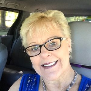 Meet your Posher, Rhonda